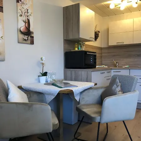 Pensjonat Gaestehaus Kloiberguetl 4*