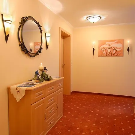 بيت ضيافة Gaestehaus Kloiberguetl 4*