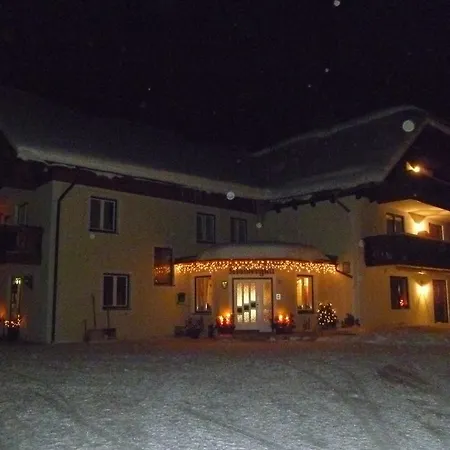 Gaestehaus Kloiberguetl بيت ضيافة سانكت جيلجن