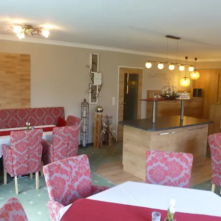 Gaestehaus Kloiberguetl بيت ضيافة سانكت جيلجن
