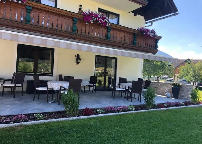 Affittacamere Gaestehaus Kloiberguetl 4*