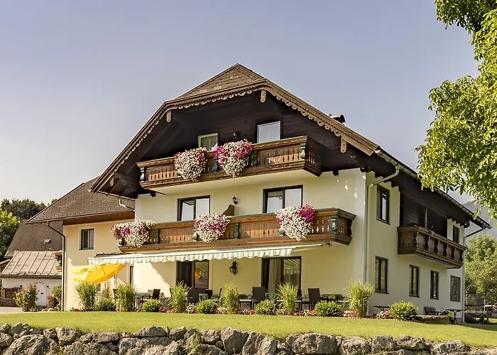 Affittacamere Gaestehaus Kloiberguetl 4*